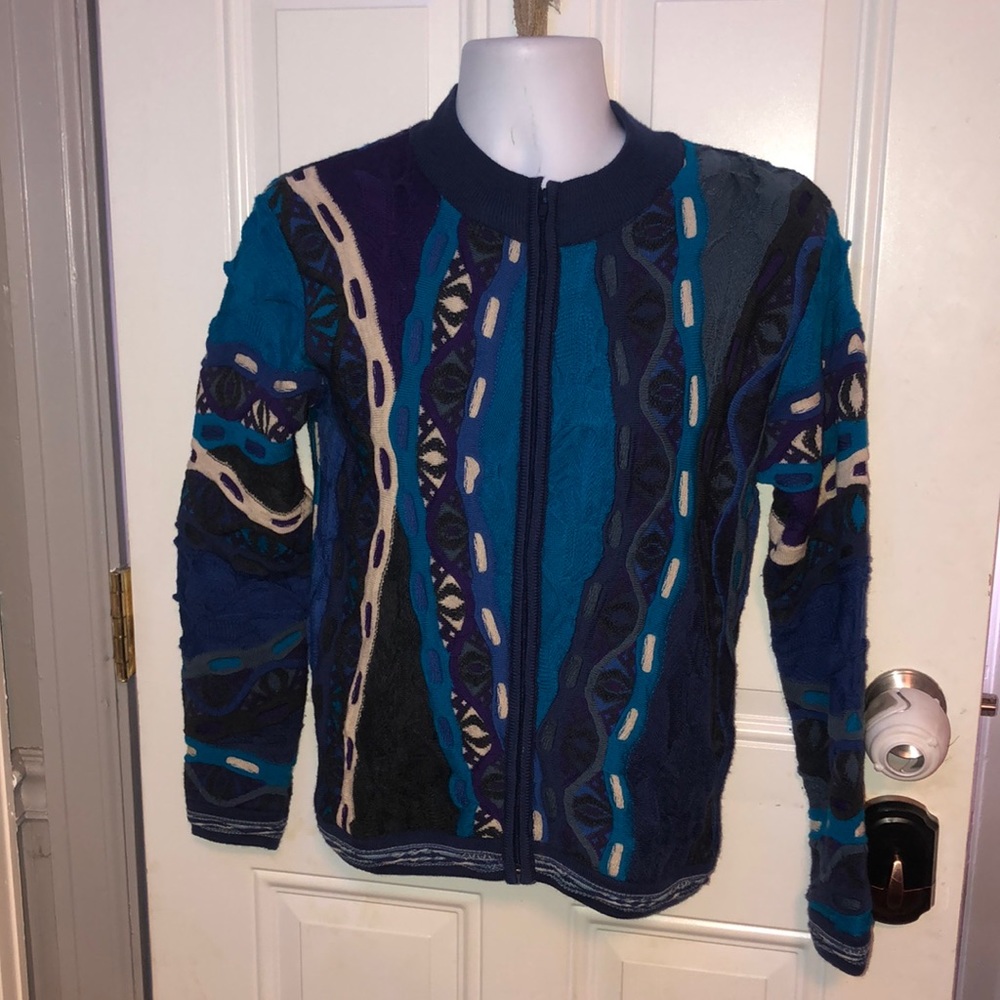 Aklanda  womens sweater size M NWOT